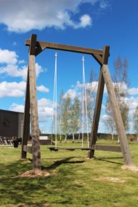 WOODEN SWING
